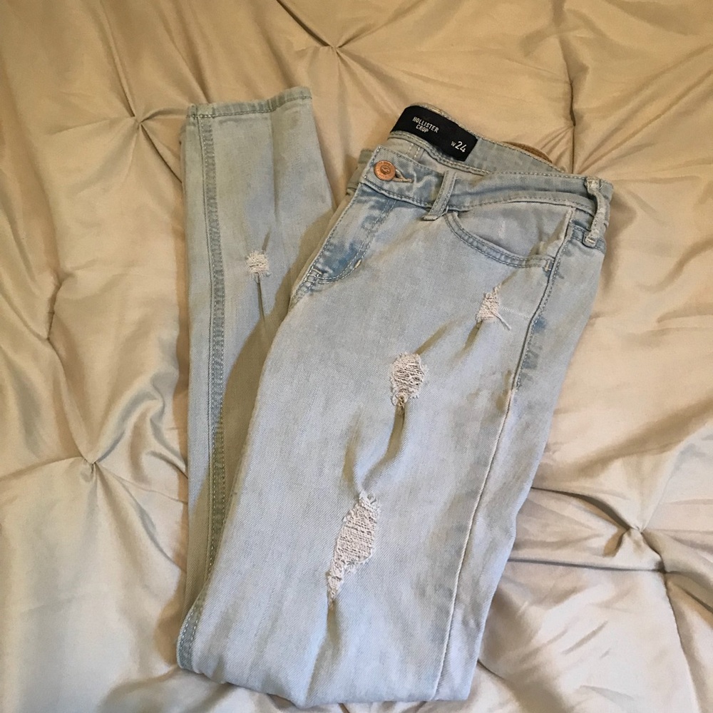 Hollister crop jeans
